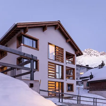 Turrabuel 2 Apartamento Parpan